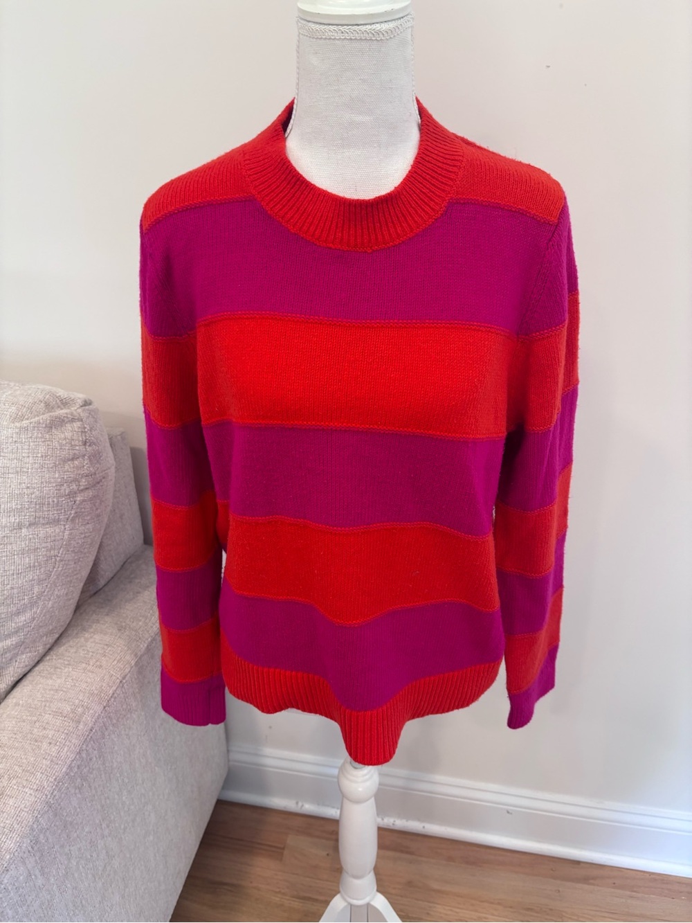 Banana Republic orange and pink striped crew neck sweater size large